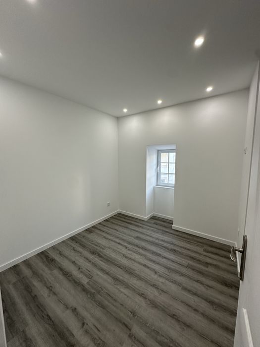Apartamento T2 totalmente remodelado, a estrear, no centro de Estremoz