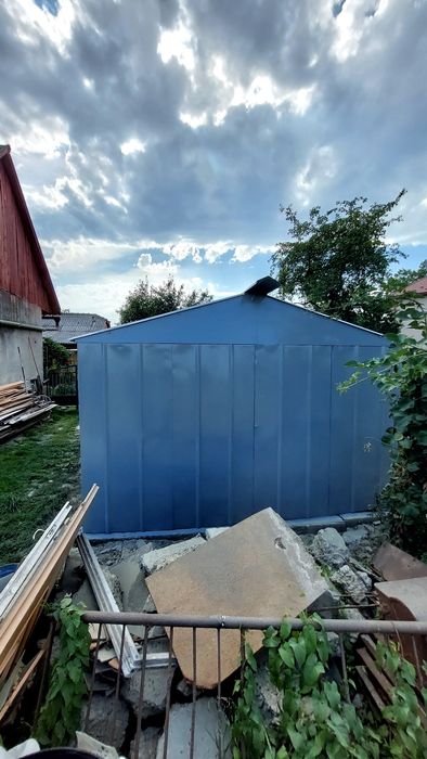 Продам металевий розбірний гараж
