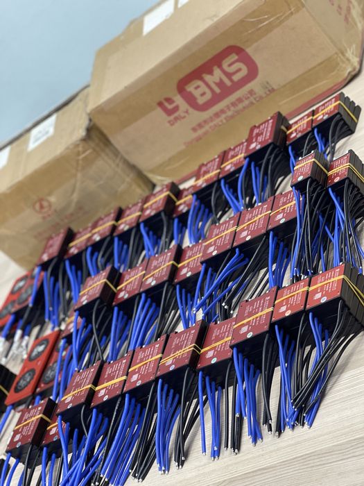 Плата защиты Daly Bms бмс 13s 48v 10s 36v 25A влагозащищенная