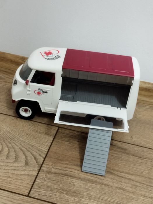 Mobilna lecznica dla zwierząt Schleich