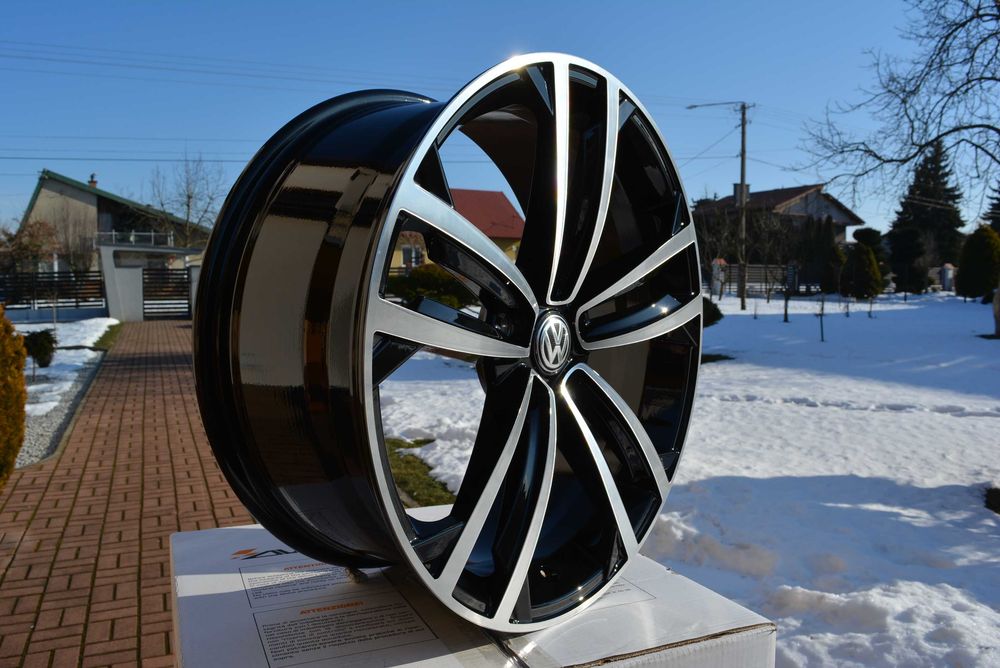 Felgi 19" 8J ET45 Volkswagen Golf Passat CC T-Rock ID Nowe #512