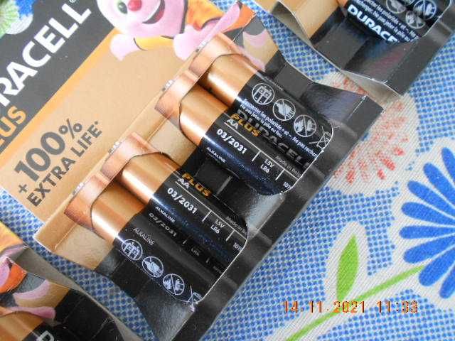 pilhas alcalinas,lithium duracell 8 pilhas 5€ ATENÇÃO LER O ANUNCIO