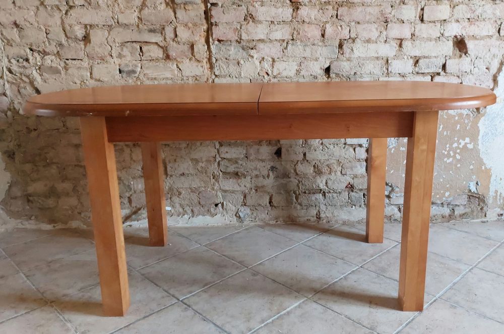 Duży owalny drewniany stół 160-200