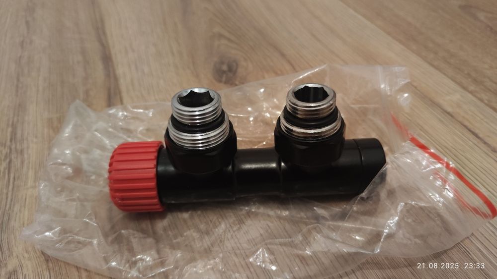 zawór kątowy czarny