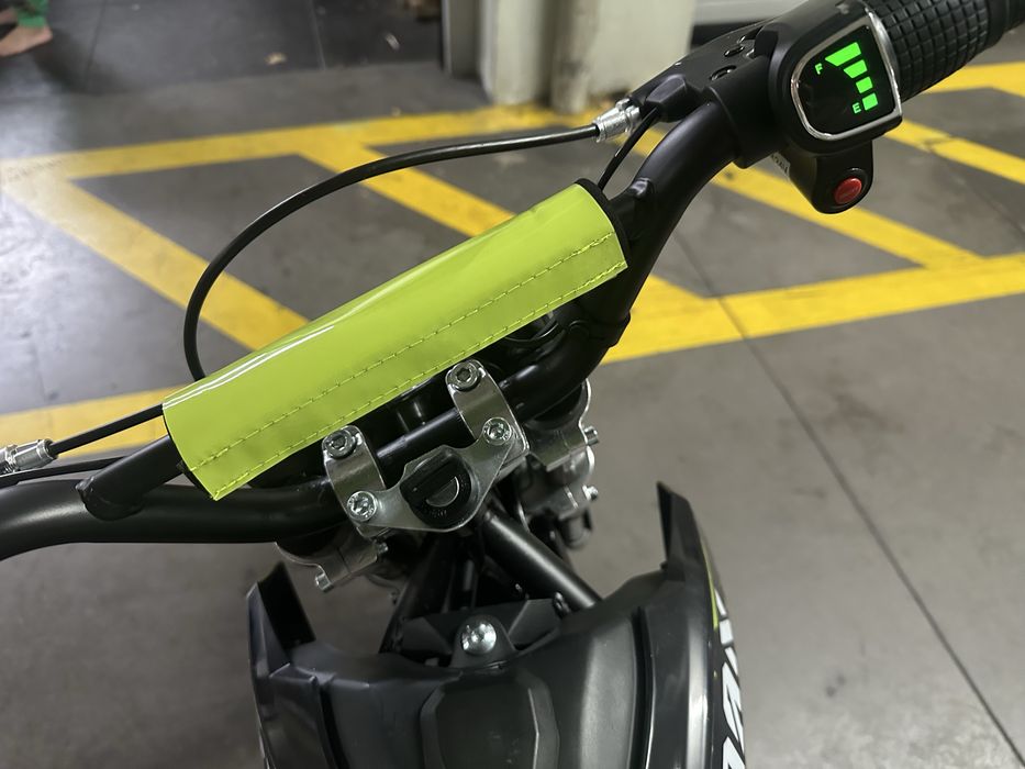 MINICROSS ELÉCTRICA 550w  roan rxf 10/10" 24V 12AH