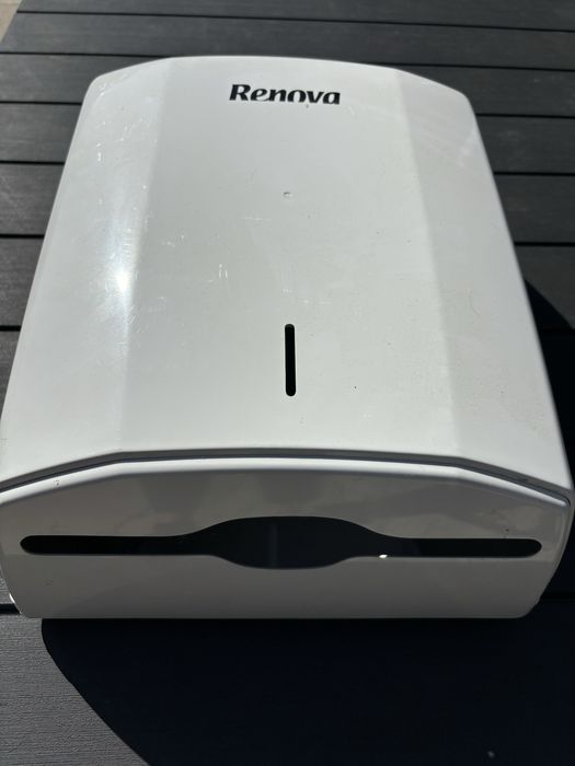 Dispendor papel mãos