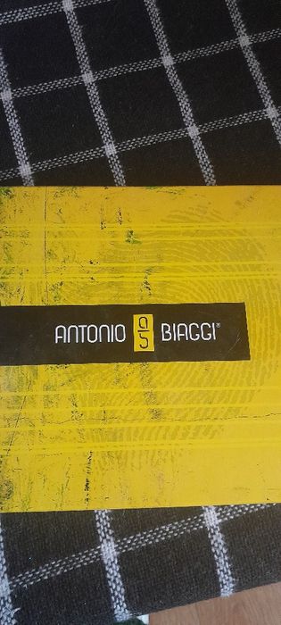 Босоножки на танкетке