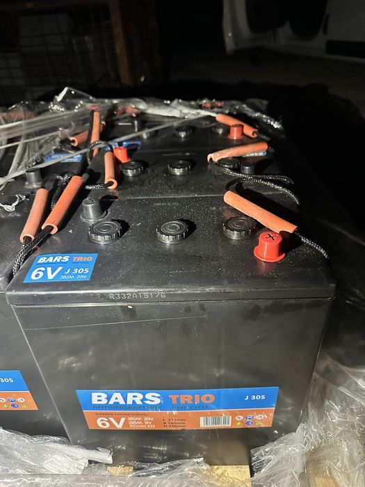 Baterias plataformas elevatorias, empilhadores, carros de golf, sistema sollar fotovoltaicos etc