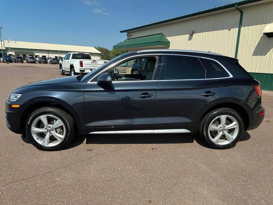 Audi Q5      2018