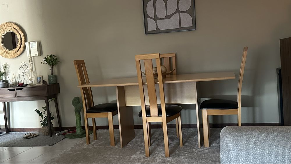 Mesa Sala Jantar + 4 Cadeiras