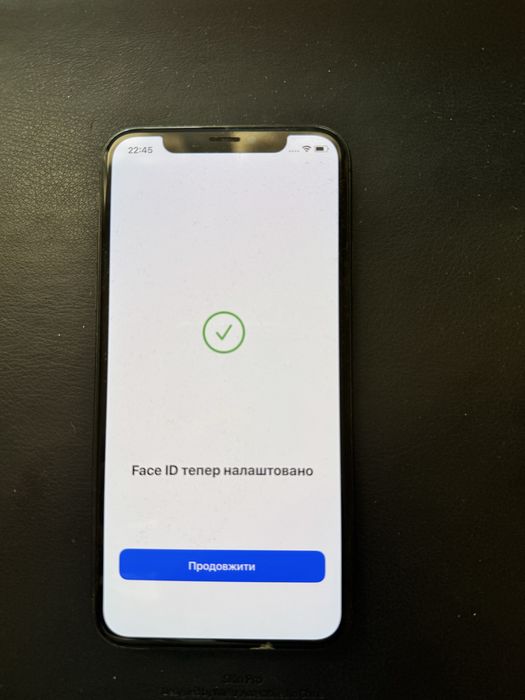 Продам власний iPhone X 64Gb в робочому стані