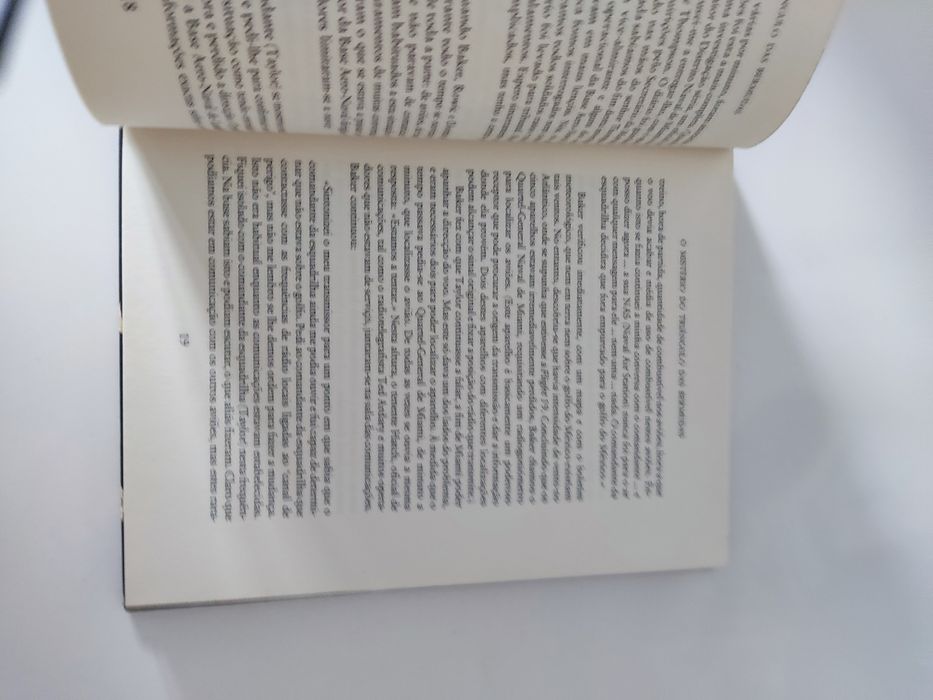 Livro O mistério do triângulo das bermudas de Richard Winer