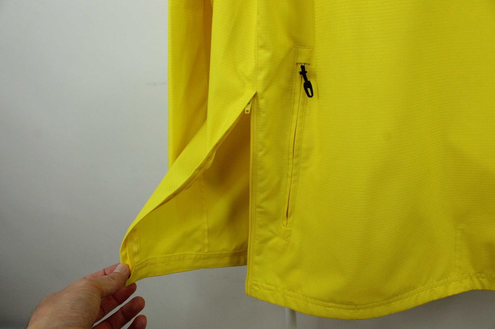 Спортивна куртка вітровка Adidas Michigan Wolverines Climaproof Windbreaker Розмір Л