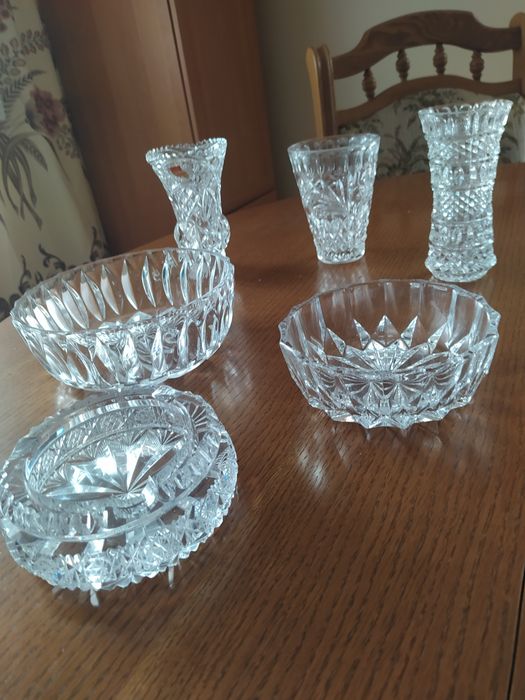 Kryształy różne PRL-U sprzedam całość.