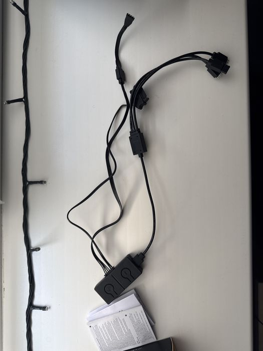 Перетворювач RGB 5V 3Pin ARGB на 12V 4-контактний RGB