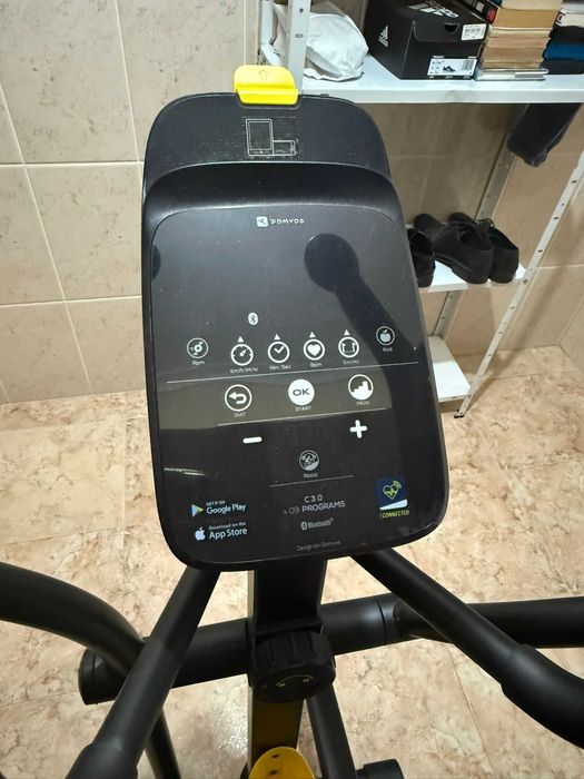 Máquina de exercício: Elíptica