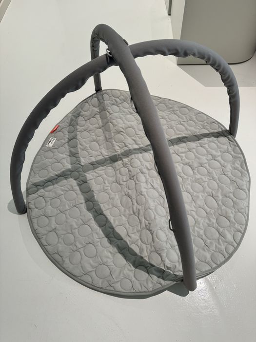 Ginasio done by deer