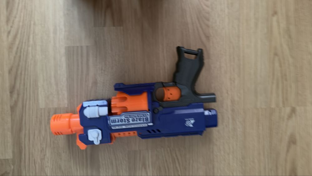 Продам Nerf все працює