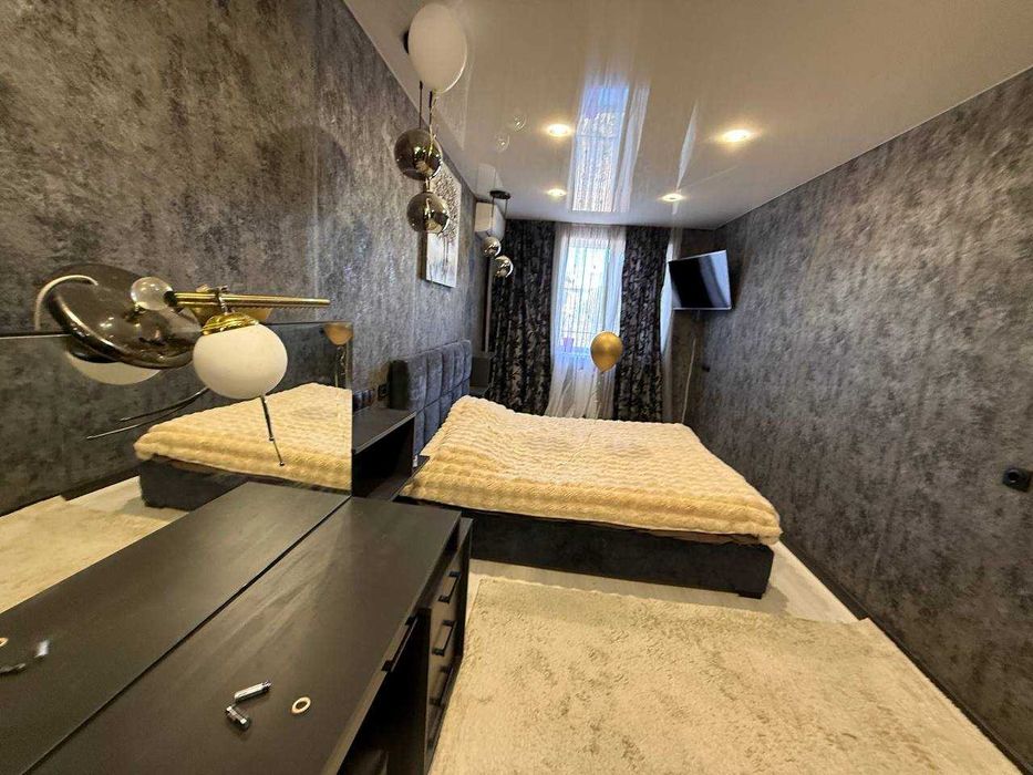 Сдам 2 этажный дом в Сухом лимане, газ, солнечные панели