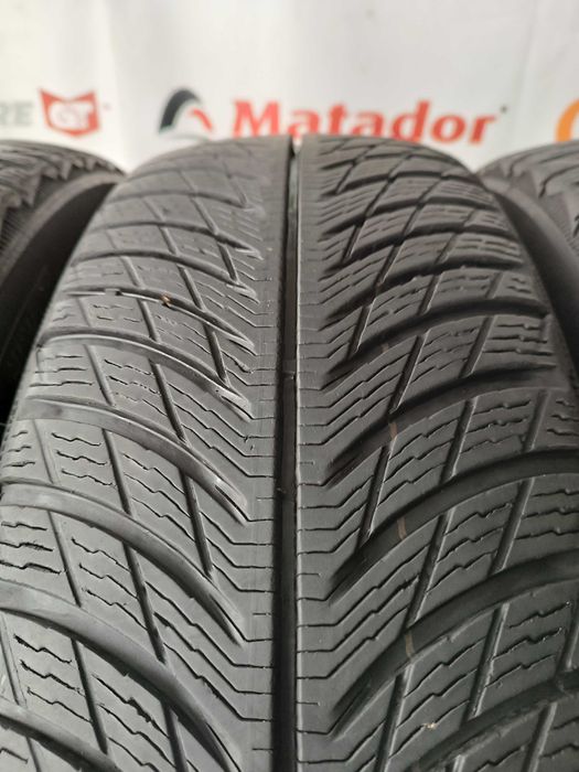 Зимові шини 215/65 R17 Michelin pilot alpin 5	2020рік
