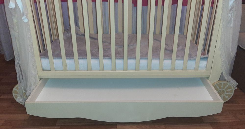 Кроватка детская