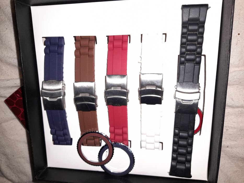 Braceletes em estojo