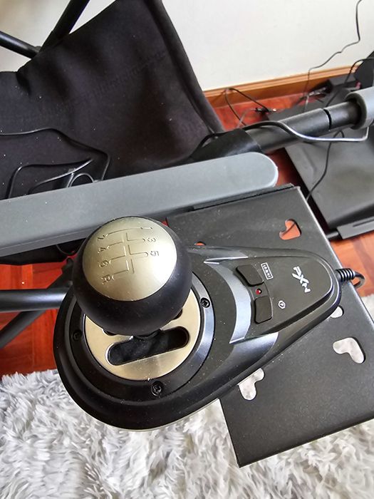 Volante gamer PXN V99 + Cockpit Lovit Black