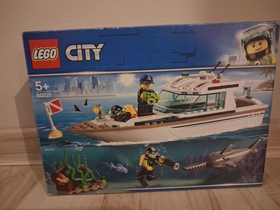 LEGO City 60221 – Łódź nurkowa do prac podwodnych (Diving Yacht)