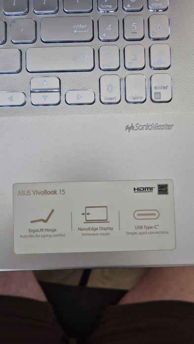 ASUS VivoBook 15 K512JA / K512J