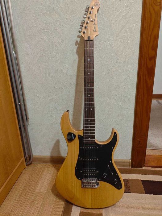 Yamaha Pacifica 112X + VOX mini go 10 (стан нового)