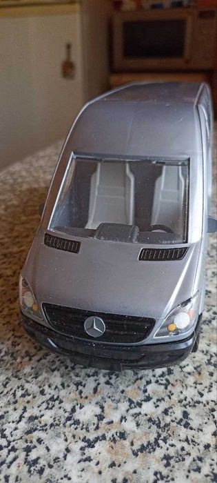 Модель "Mercedes-Benz Sprinter" большой масштаб 1:24 (28 см) серый металлик