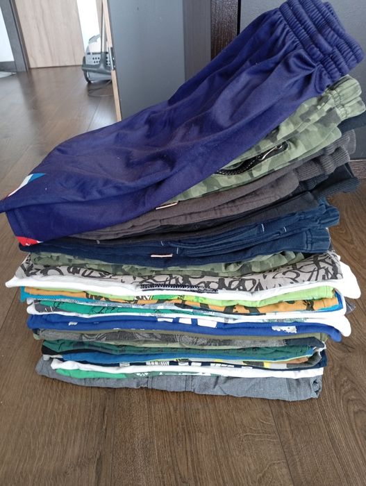 Paka ubrań 134-158