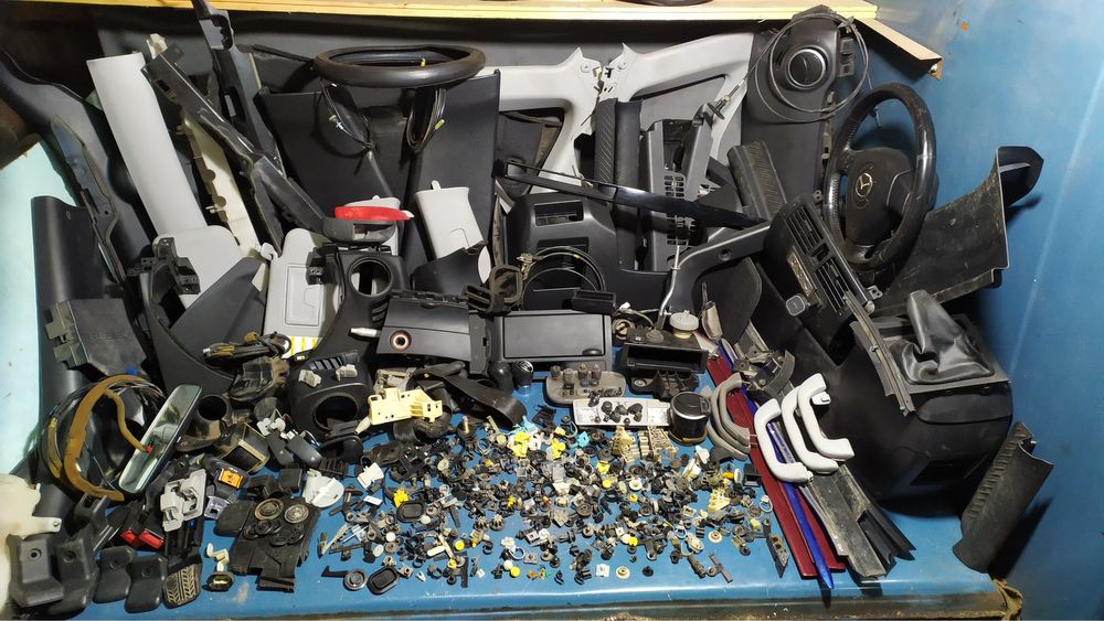 Запчастини Мазда 626 GE Мазда 3 BK