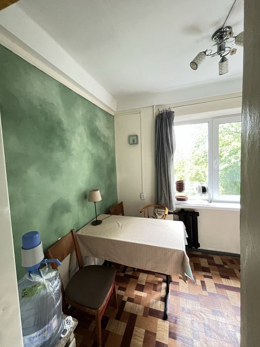 Продається 2к квартира (Кима)7 школаЧеремушки(СЕРТИФІКАТ)15хв до вокза