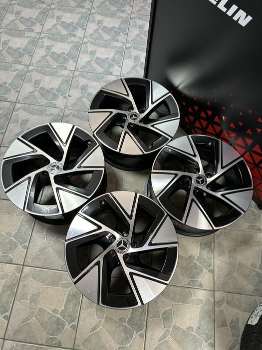 Хороший комплект Оригінальних Дисків Mercedes -Benz 19.5.112