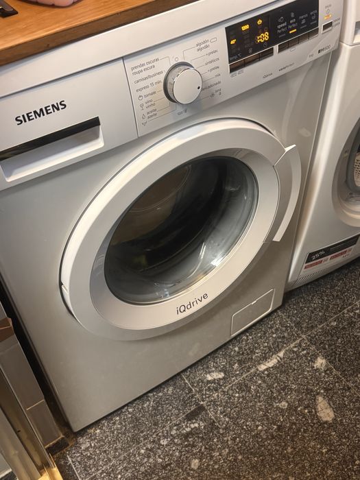 Máquina de Lavar Roupa Siemens 8kg
