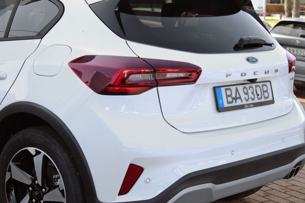 Ford Focus 1.0 EcoBoost MHEV Active X