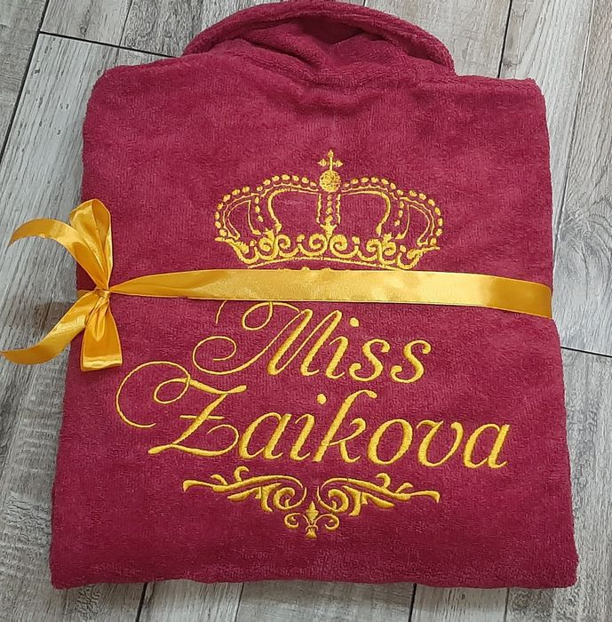 Именная вышивка. Именной халат, именное полотенце
