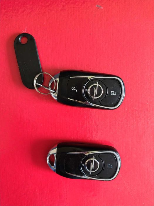 Opel Insignia B 1.6 CDTI alcantara, LUXLED, masaż itd. 2 komplety kół.