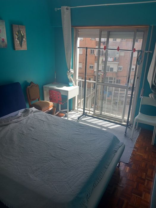 Alugo quarto no Cacém