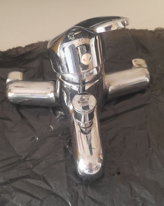 Torneira Monocomando cromado + Conjunto chuveiro