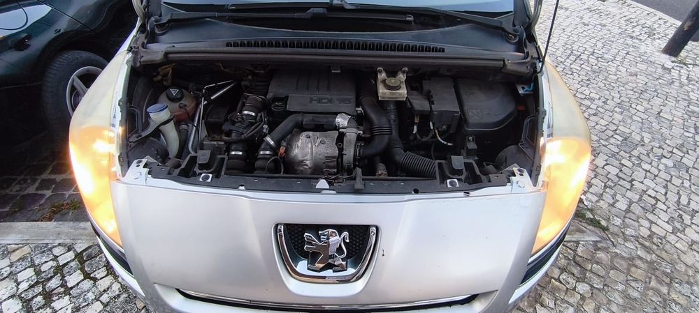 Peugeot 5008 ano 2010