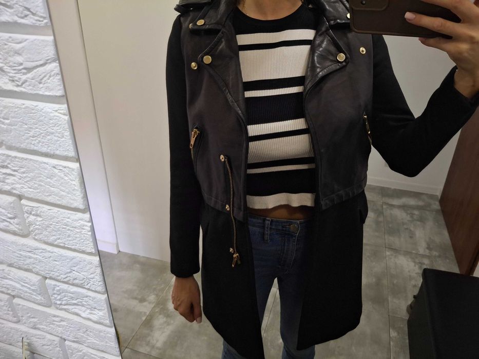 Czarny płaszcz Zara