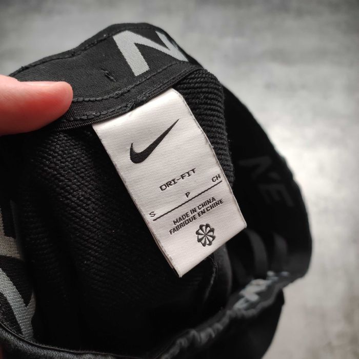 MĘSKIE Spodnie Dresy Trening Joggery Nike Dri-Fit Thermal Logo Gym