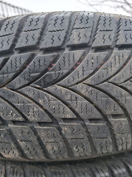 Зима. 205/70/15. Комплект. Резина, Шины.