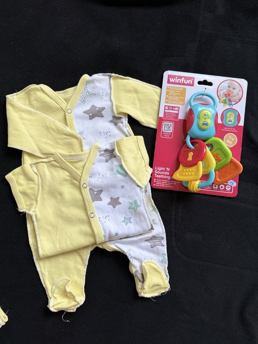 Іграшка для немовля + бодик