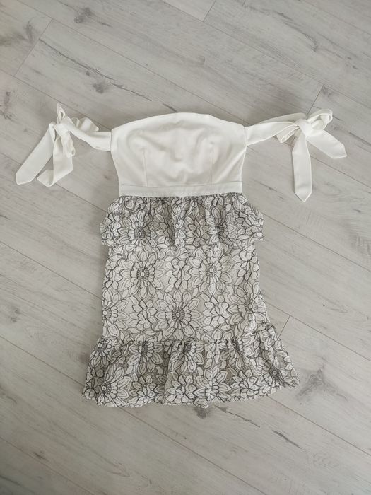 Koronkowa sukienka Missguided 36