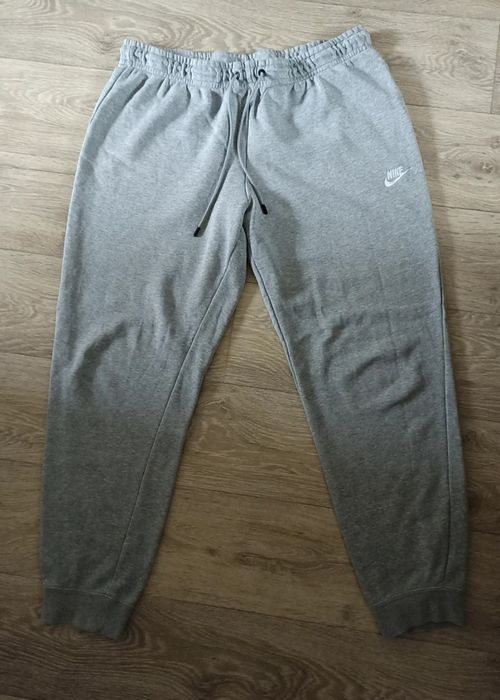 Spodnie dresowe Nike