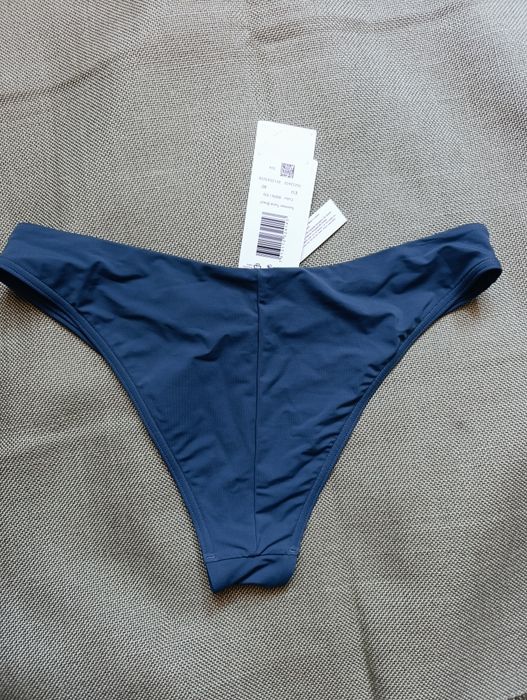 Dół od stroju kąpielowego firma Triumph nowy z metką