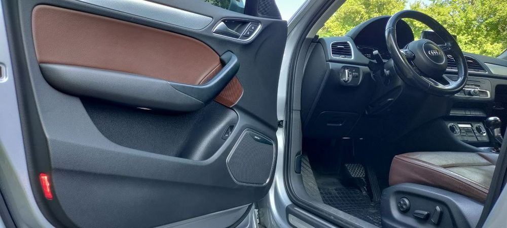 AUDI Q3 бензин / комплектация престиж